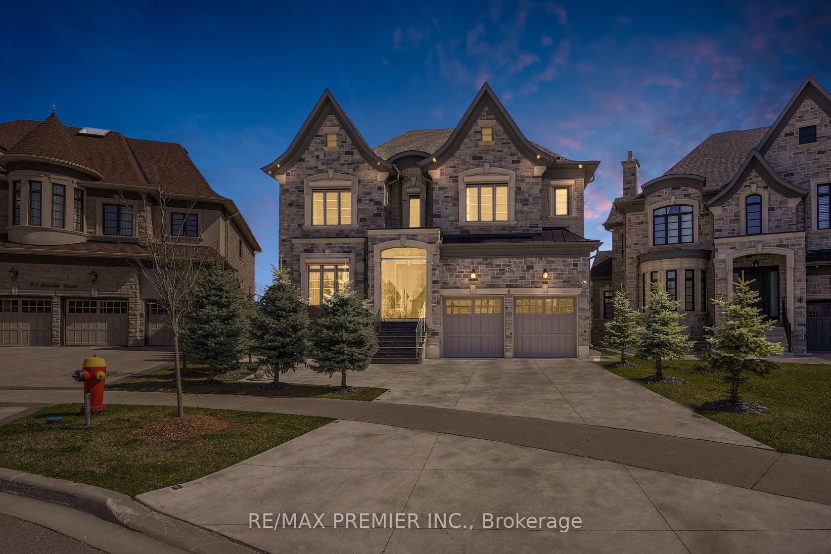 19 Petrolia Court, South Richvale, Richmond Hill 
