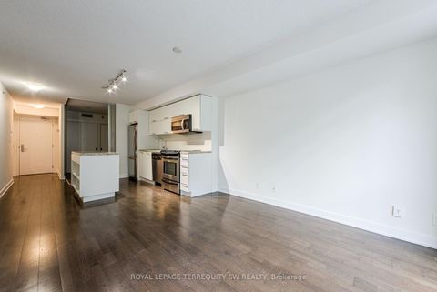 Photo 20 at 314 - 21 Nelson Street, Waterfront Communities C1, Toronto