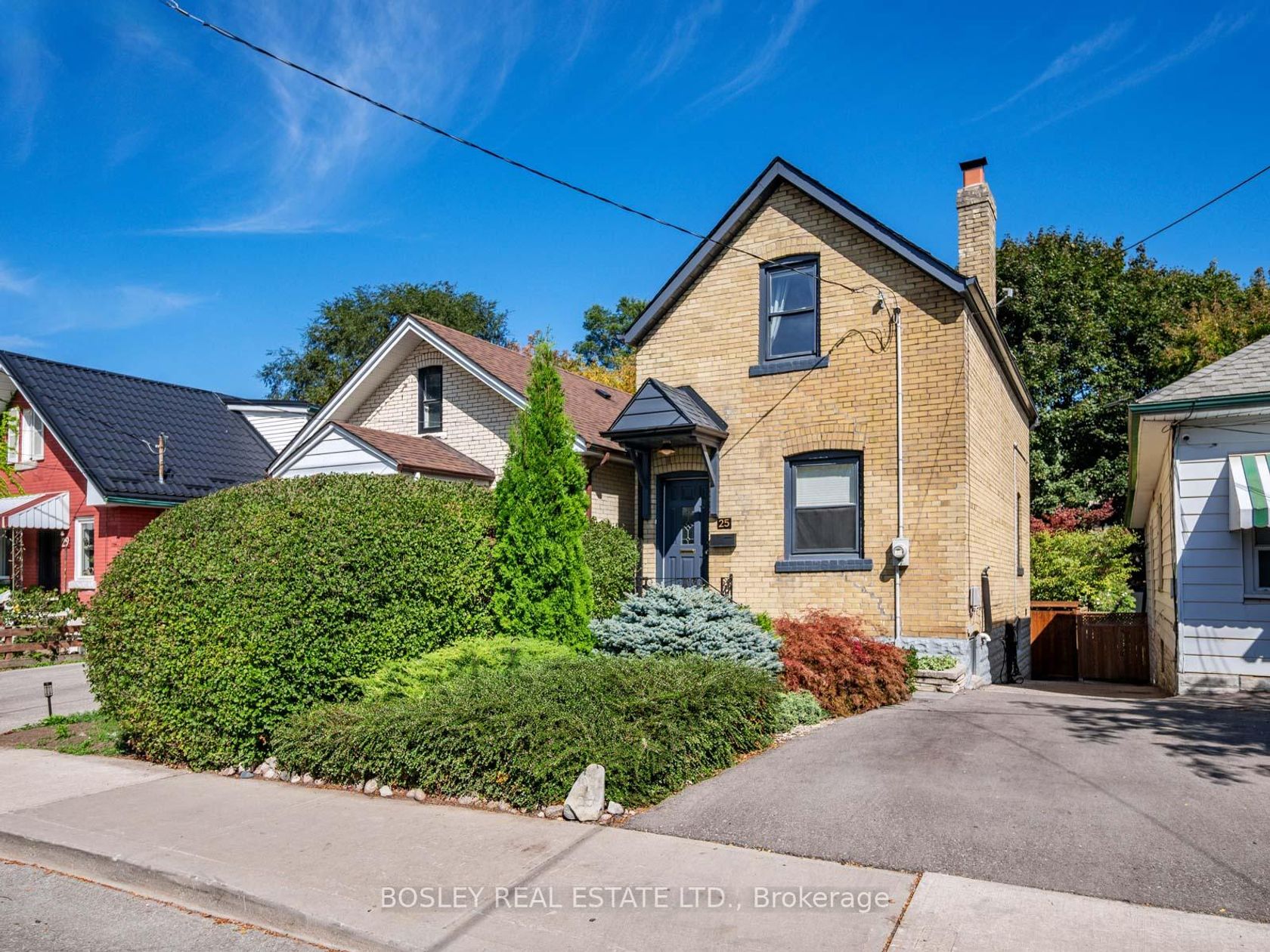 25 Newman Avenue, Crescent Town, Toronto by Loree Meneguzzi Real Estate 25 Newman Avenue, Crescent Town, Toronto