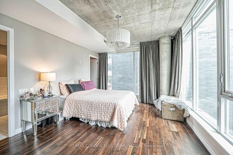 Photo 8 at 424 - 75 Portland Street, Waterfront Communities C1, Toronto