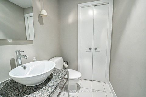 Photo 14 at 424 - 75 Portland Street, Waterfront Communities C1, Toronto