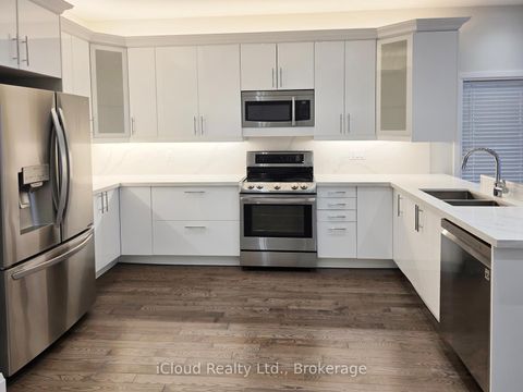 Photo 3 at 99A Leyton Avenue, Oakridge, Toronto
