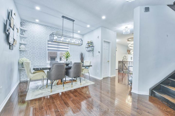 Photo 6 at 12 Homeview Road, Bram East, Brampton