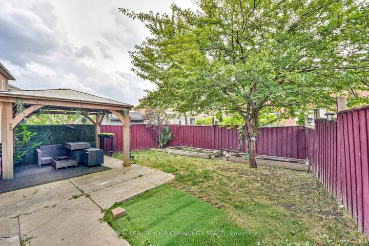 Photo 33 at 12 Homeview Road, Bram East, Brampton
