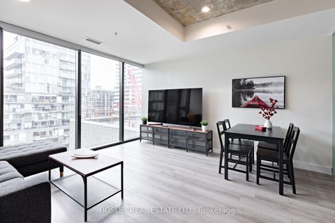 Photo 5 at 816 - 629 King Street W, Waterfront Communities C1, Toronto