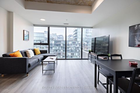 Photo 12 at 816 - 629 King Street W, Waterfront Communities C1, Toronto