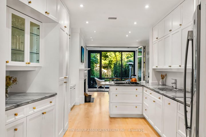 Photo 13 at 193 Howland Avenue, Annex, Toronto