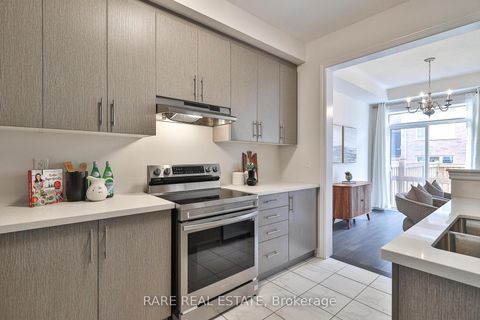 Photo 11 at 129 Marigold Gardens, GO Glenorchy, Oakville