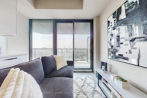 Photo 4 at 913 - 195 McCaul Street, Chinatown, Toronto Photo 4 at 913 - 195 McCaul Street, Chinatown, Toronto