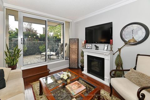 Photo 3 at 327 - 10 Delisle Avenue, St. Clair, Toronto