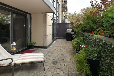 Photo 23 at 327 - 10 Delisle Avenue, St. Clair, Toronto