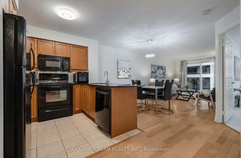 Photo 3 at 310 - 12 Rean Drive, Bayview Village, Toronto
