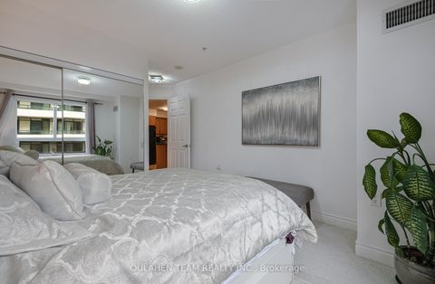 Photo 10 at 310 - 12 Rean Drive, Bayview Village, Toronto
