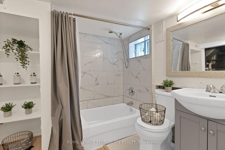 Photo 33 at 246 Bruce Street, Central, Oshawa