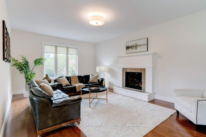 Photo 17 at 17 TEWS Lane, Greensville, Hamilton