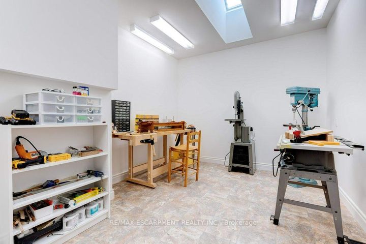 Photo 36 at 17 TEWS Lane, Greensville, Hamilton