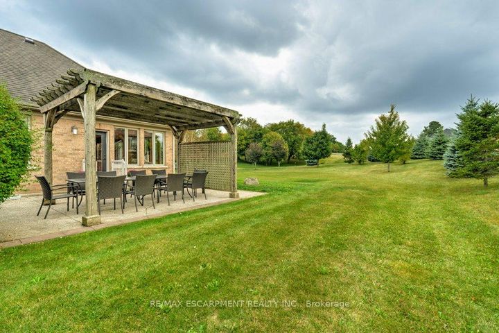Photo 40 at 17 TEWS Lane, Greensville, Hamilton
