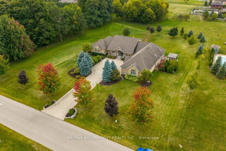 Photo 45 at 17 TEWS Lane, Greensville, Hamilton