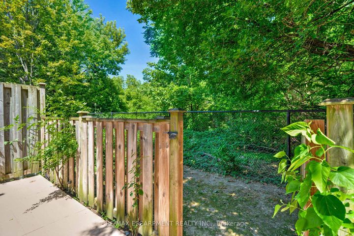 Photo 34 at 19 - 2151 WALKERS Line, Headon, Burlington