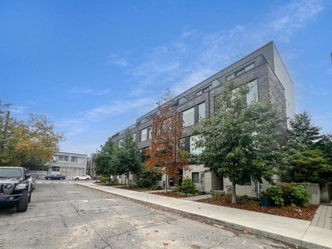 Photo 31 at 313 Westmoreland Avenue, Junction, Toronto