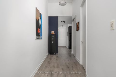 Photo 9 at 317 - 380 Macpherson Avenue, Casa Loma, Toronto
