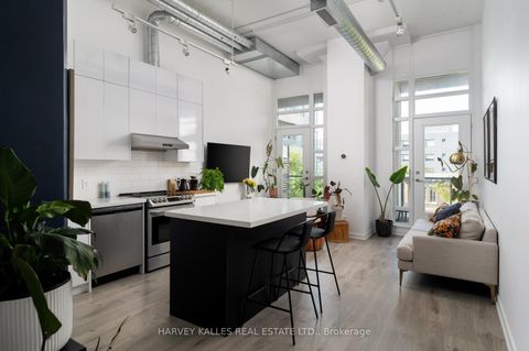 Photo 14 at 317 - 380 Macpherson Avenue, Casa Loma, Toronto