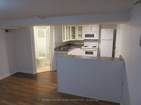 Photo 33 at 51 Elfreda Boulevard, Birchmount, Toronto