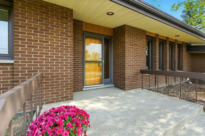 Photo 4 at 515 Trinity Church Road, Rural Glanbrook, Hamilton