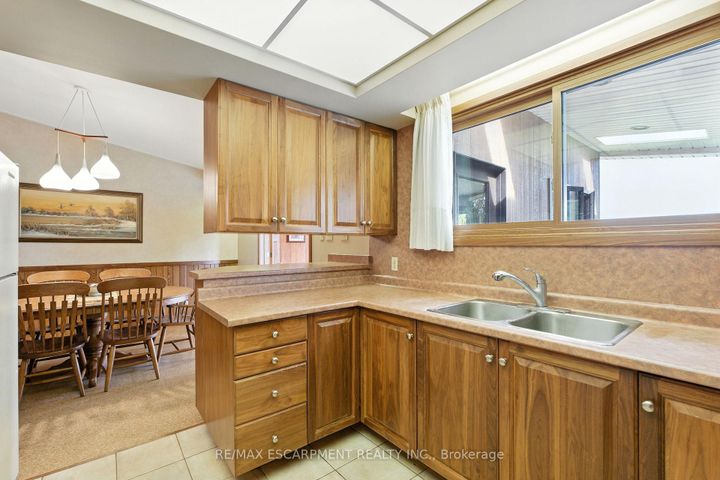 Photo 13 at 515 Trinity Church Road, Rural Glanbrook, Hamilton