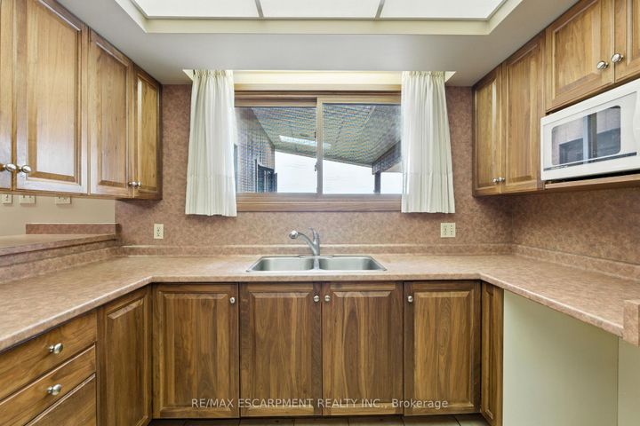 Photo 14 at 515 Trinity Church Road, Rural Glanbrook, Hamilton