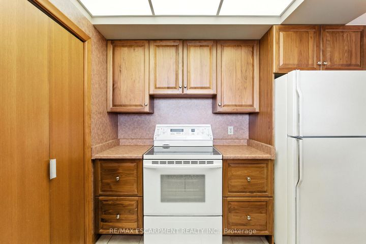 Photo 16 at 515 Trinity Church Road, Rural Glanbrook, Hamilton