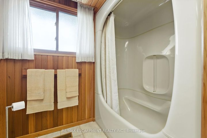 Photo 29 at 515 Trinity Church Road, Rural Glanbrook, Hamilton