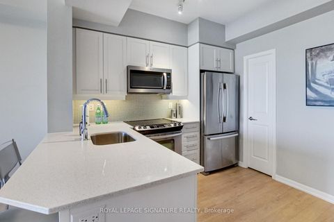 Photo 7 at 2816 - 125 Western Battery Road, Niagara, Toronto