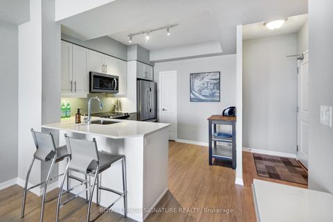 Photo 9 at 2816 - 125 Western Battery Road, Niagara, Toronto