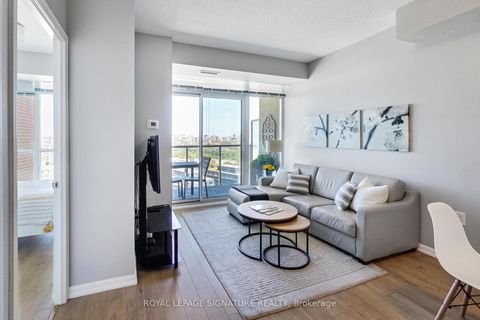 Photo 11 at 2816 - 125 Western Battery Road, Niagara, Toronto