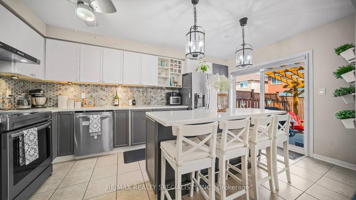 Photo 17 at 749 IRVING Terrace, BE Beaty, Milton