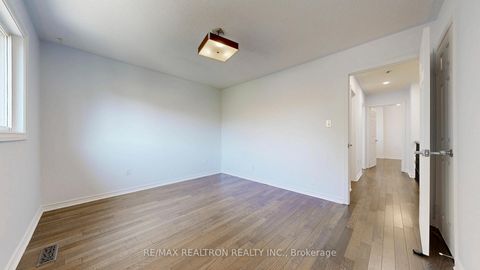 Photo 16 at 558 Willowick Drive, Wyndham, Newmarket