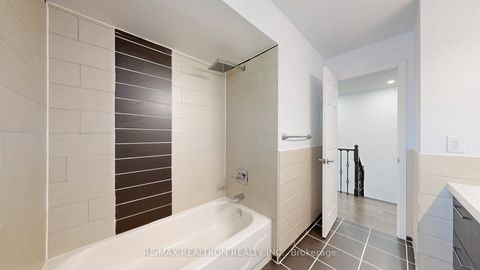 Photo 26 at 558 Willowick Drive, Wyndham, Newmarket