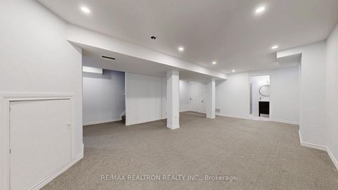 Photo 27 at 558 Willowick Drive, Wyndham, Newmarket