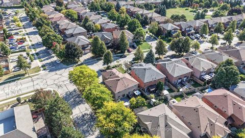 Photo 37 at 558 Willowick Drive, Wyndham, Newmarket