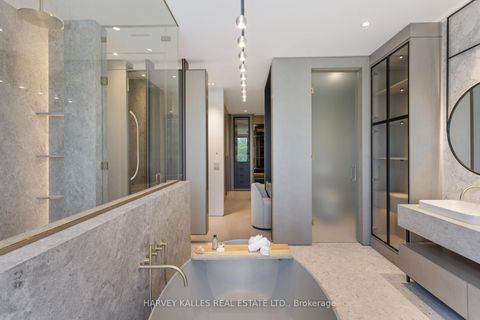 Photo 21 at 211 Dunvegan Road, Forest Hill South, Toronto