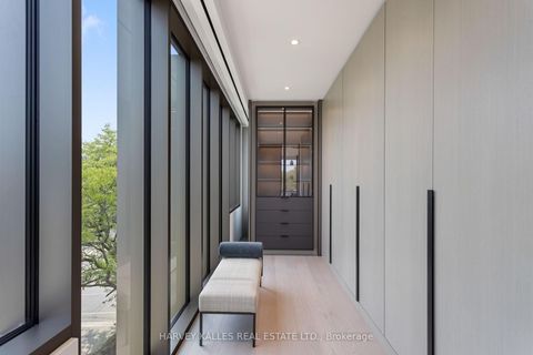 Photo 22 at 211 Dunvegan Road, Forest Hill South, Toronto