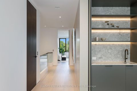 Photo 23 at 211 Dunvegan Road, Forest Hill South, Toronto