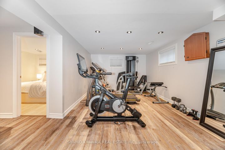 Photo 28 at 3286 Gatliff Court, Applewood, Mississauga