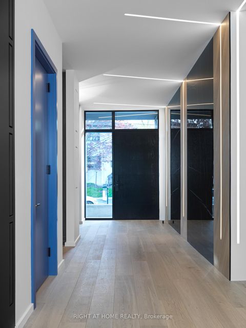 Photo 2 at 29 Walford Road, Kingsway South, Toronto