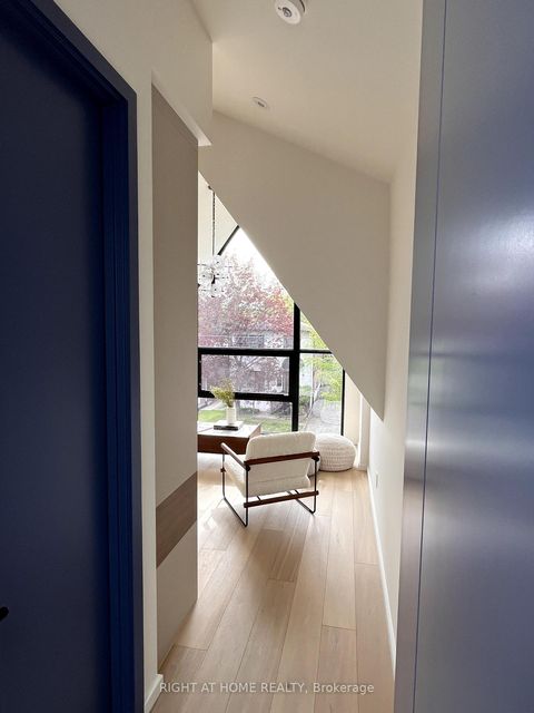Photo 7 at 29 Walford Road, Kingsway South, Toronto