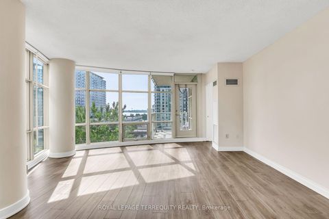 Photo 7 at 709 - 35 Mariner Terrace, Waterfront Communities C1, Toronto