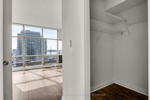 Photo 25 at 709 - 35 Mariner Terrace, Waterfront Communities C1, Toronto