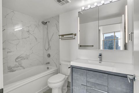 Photo 26 at 709 - 35 Mariner Terrace, Waterfront Communities C1, Toronto