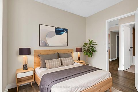Photo 30 at 709 - 35 Mariner Terrace, Waterfront Communities C1, Toronto